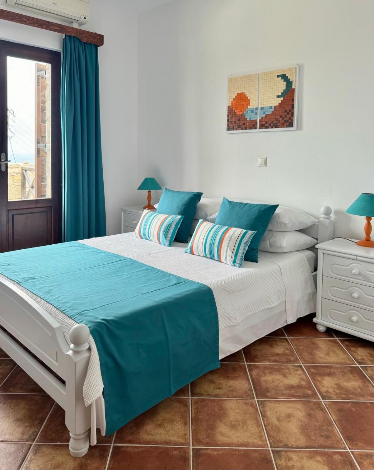 Syrou Lotos Studios & Apartments (Adults Only) Kini Pokoj fotografie